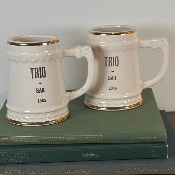 Vintage Gold Trimmed Ceramic Mug 1965 1966 Set - Picture 6 of 8